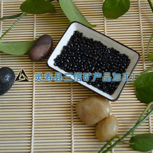 黑色玻璃珠